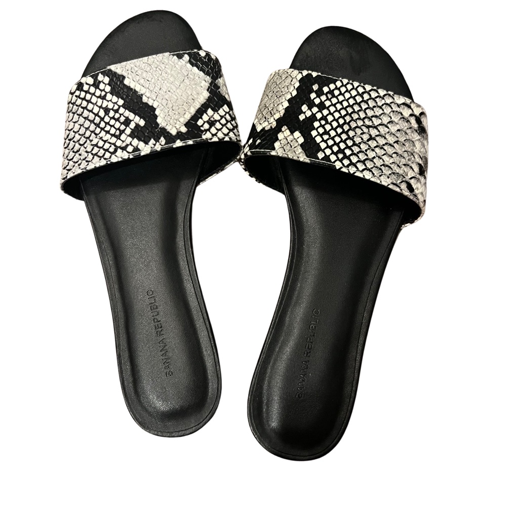 Banana Republic - Snakeskin Sandals
